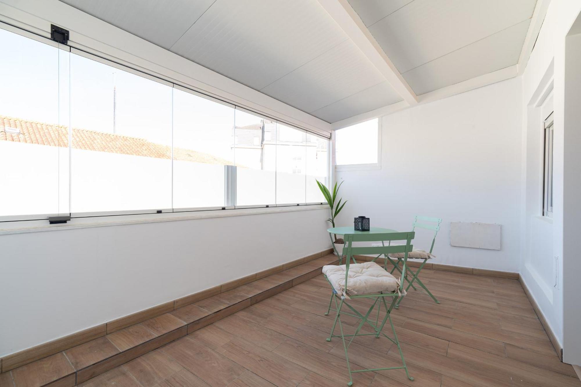 Gran Atico Con Terraza